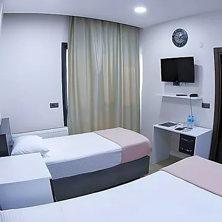 Campus Boutique 3*